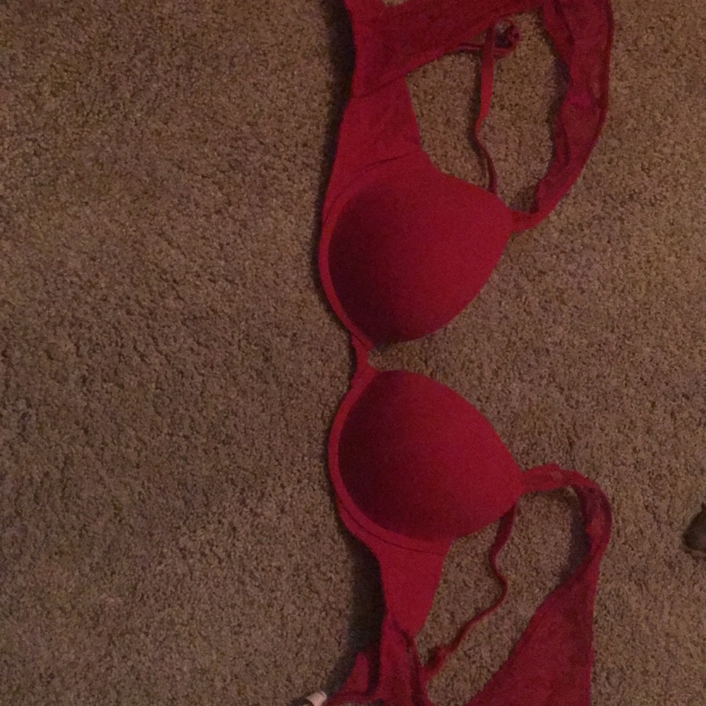 Victoria’s Secret Red padded plunge Bra